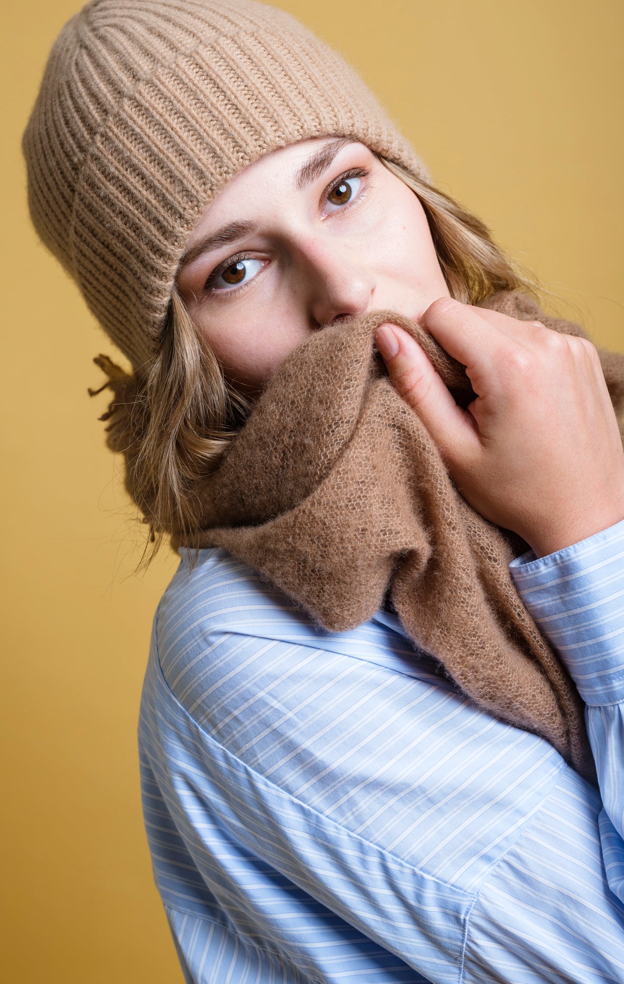 Cashmere scarf Camel