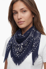 Kaschmir Tuch mit Paisley Print Navy mit weiss