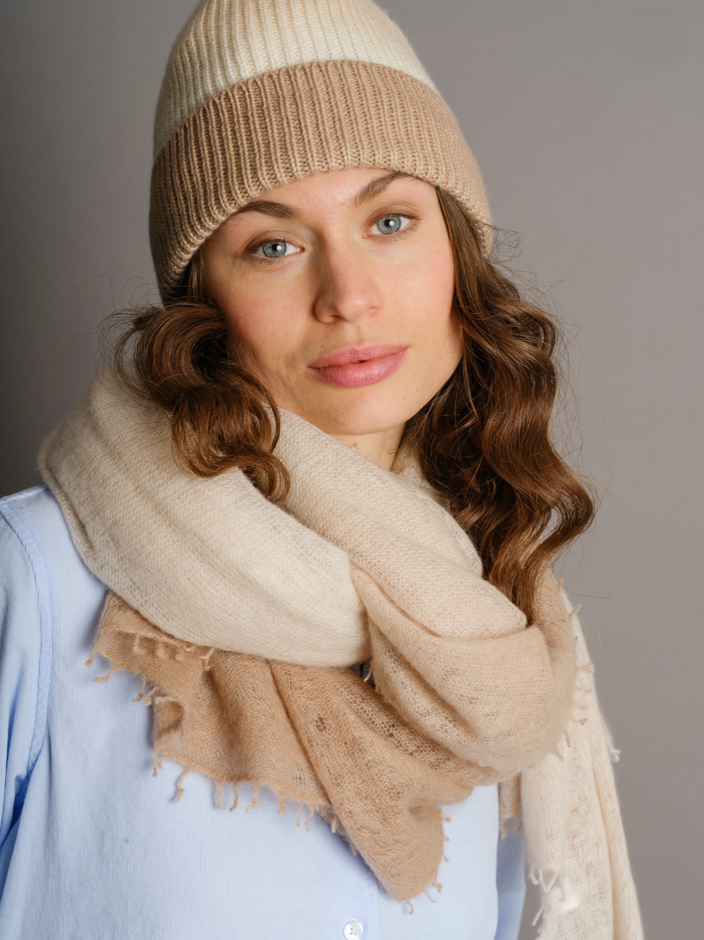 Cashmere scarf Shaded Natural