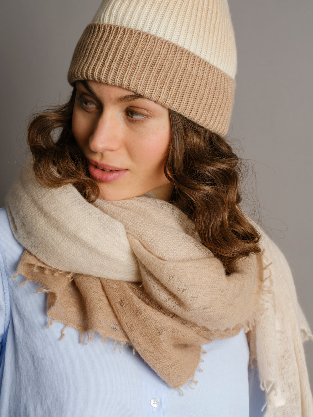 Cashmere scarf Shaded Natural