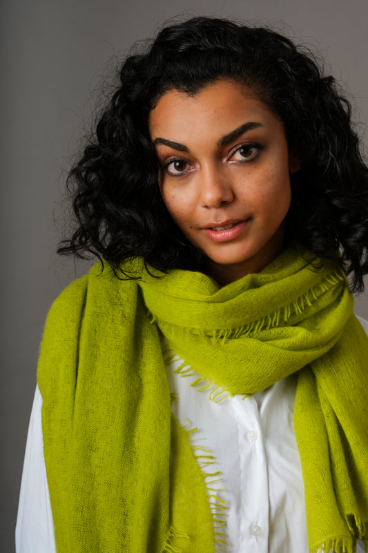 Cashmere scarf chartreuse