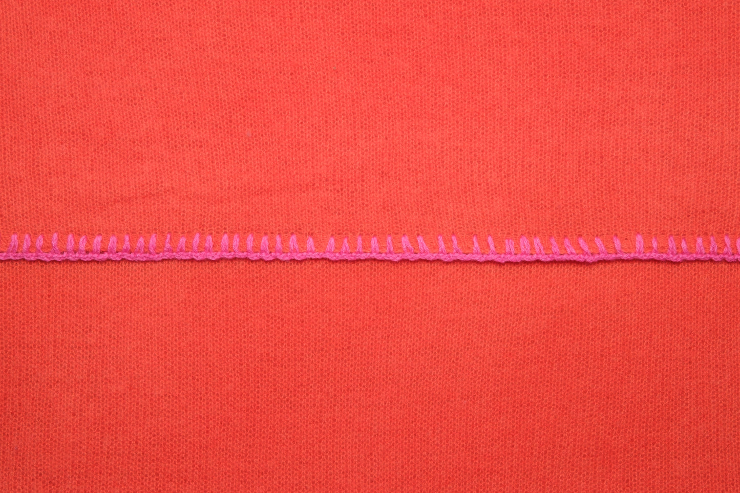 Pink Yarrow Cashmere Scarf Horsestitch Flamingo with Constrast Stitching