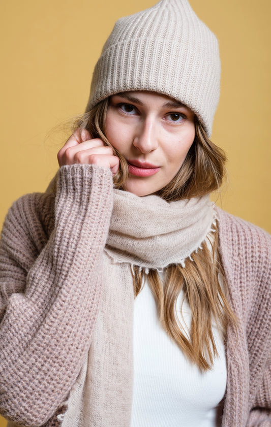 Oyster cashmere scarf